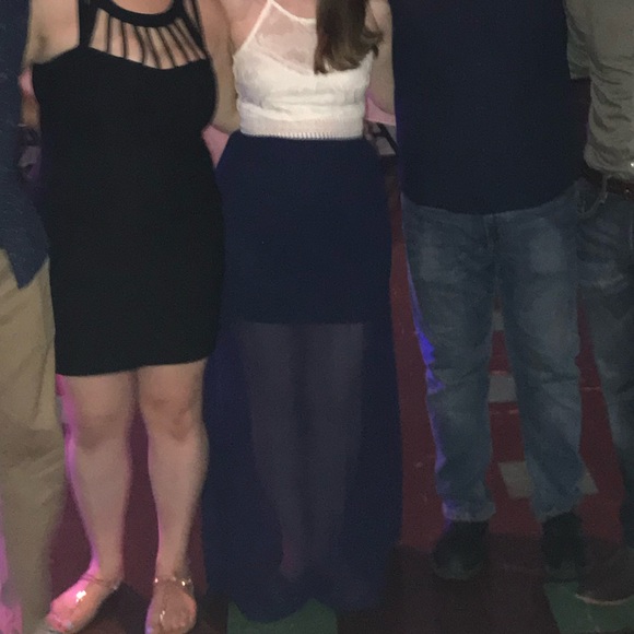 EUC dress! Only worn once - Picture 10 of 13